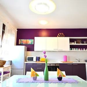 https://apartment-elza-zadar.hotelinzadar.com